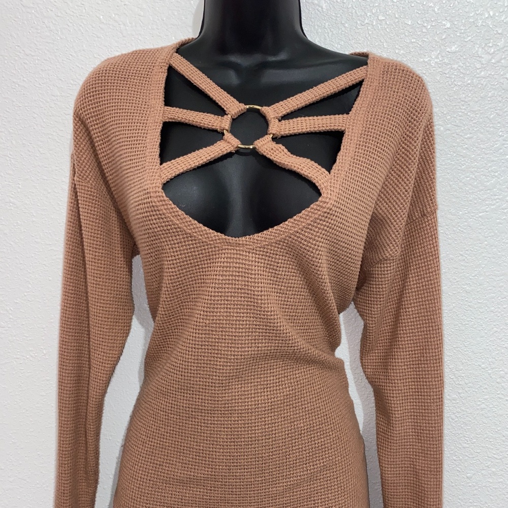 Crisscross trendy detailed front sweater, M